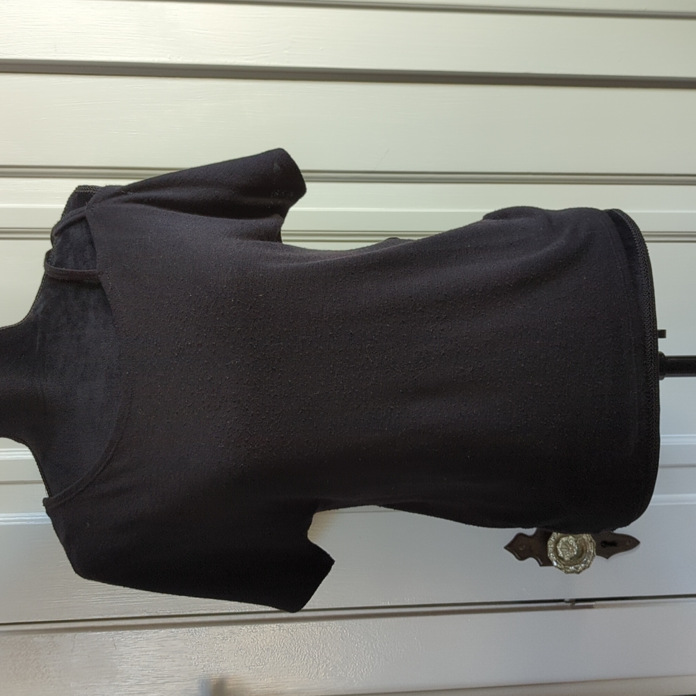  Le Lis Jonesman Cut Out Detail Knit Top / XS 